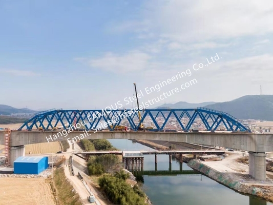 中国 道のハイウェーの構造のために塗られる電流を通された鉄骨構造橋モジュラー トラス橋 サプライヤー
