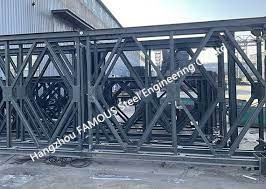中国 橋部品の鉄骨構造のAcrossingの青い鋼鉄川Q345B - Q460Cの等級 サプライヤー