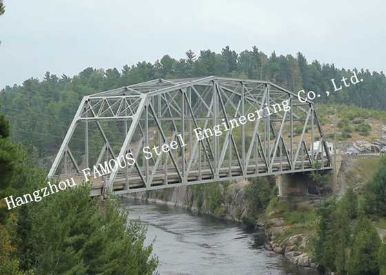 中国 ハイウェーおよび鉄道のための3-20mアーチ形にされたトラス鋼鉄橋 サプライヤー