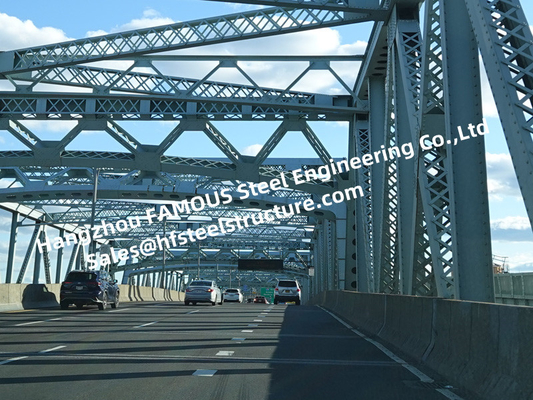 中国 ホットディップガルバニズム 鋼デルタ橋 12m 長さ 6トンの重量 サプライヤー