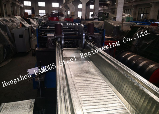 中国 習慣によって電流を通される鋼鉄DeckingシートComflor 80 60 210の合成物の金属の橋床 サプライヤー